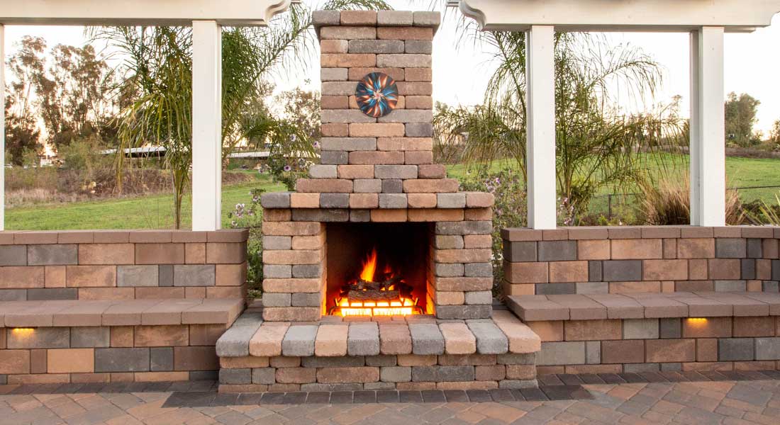 Semplice Outdoor Fireplace Kit Rcp, Outdoor Brick Fire Pit With Chimney