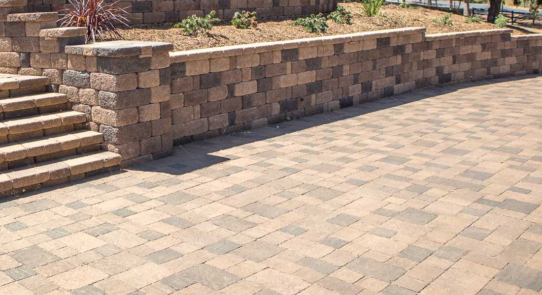 Bella Vista Stonetop Concrete Paver Driveway