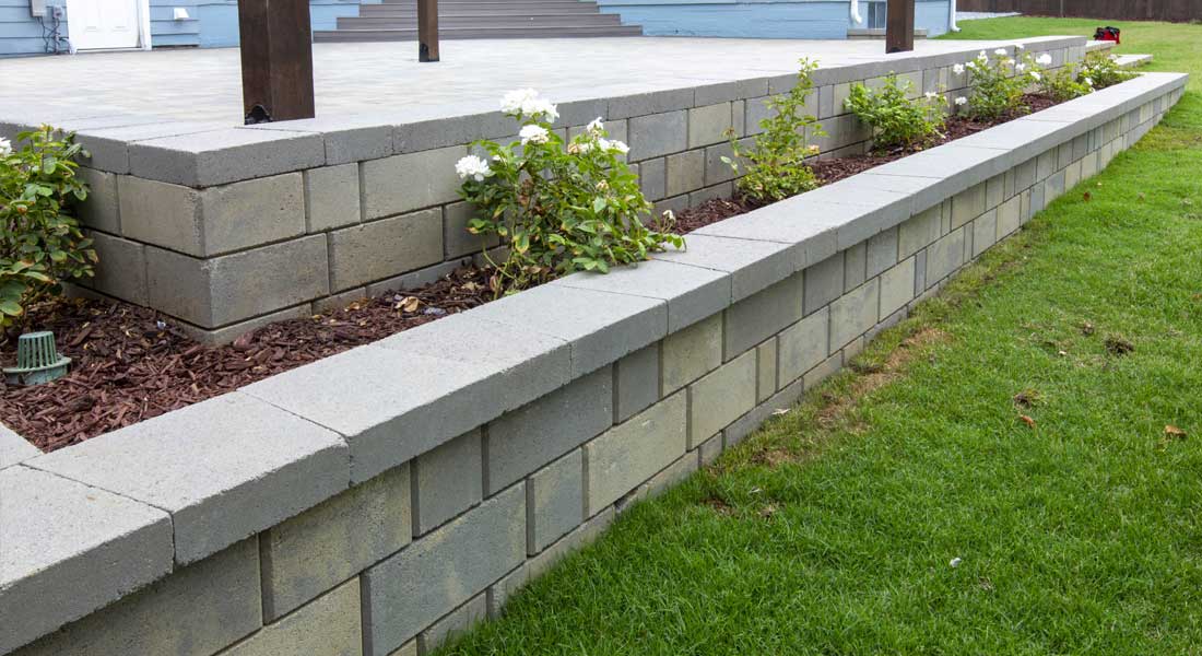 Keystone Retaining Wall Blocks Stonegate Contemporary Front Yard